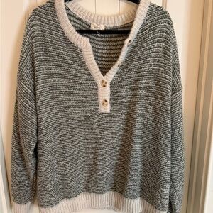 Blu Pepper Black and Cream V-Neck Sweater